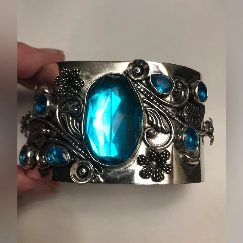 925 Sterling Silver stunning 925